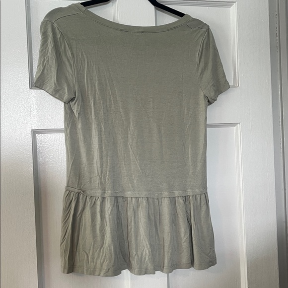 Final Touch Olive Green Top - Picture 3 of 3